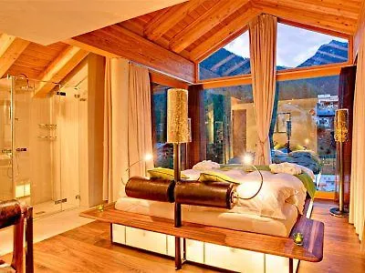 Hotel Coeur Des Alpes 4*